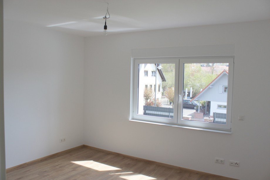linkes Zimmer Ansicht 1 Terrassenwohnung Sch�neck