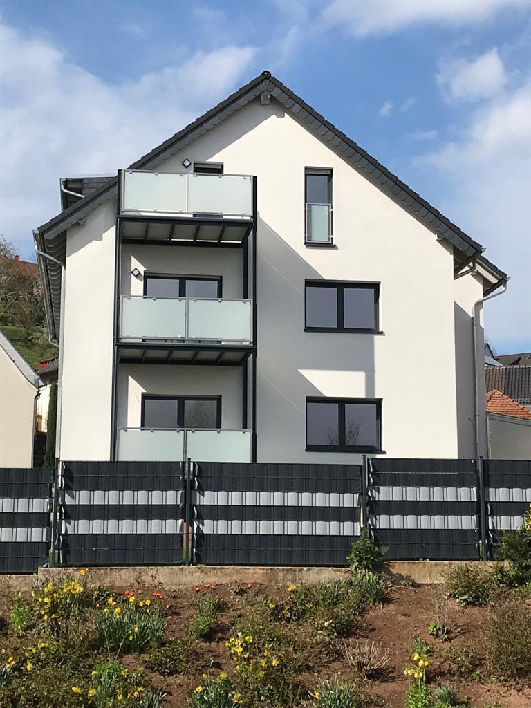 4e639f8d a44c 471f a8b5 8c2d909b8565 Sch�neck Dachgeschosswohnung Killianst�dten! Moderne 3 ZKB-DG-Wohnung + Balkon + Stellplatz!