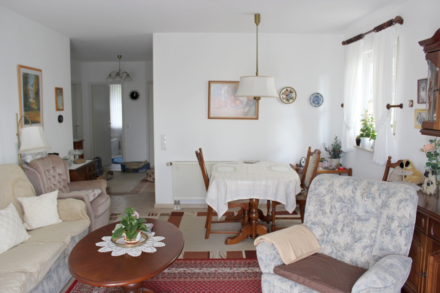 Wohn- / Esszimmer Ansicht 1 Etagenwohnung Bad Vilbel
