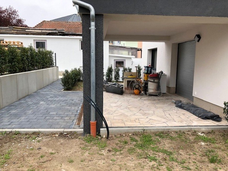hintere Hausansicht mit Terrasse Terrassenwohnung Sch�neck