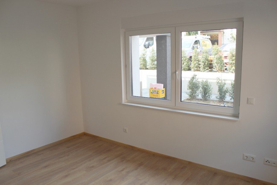 rechtes Zimmer Ansicht 1 Terrassenwohnung Sch�neck