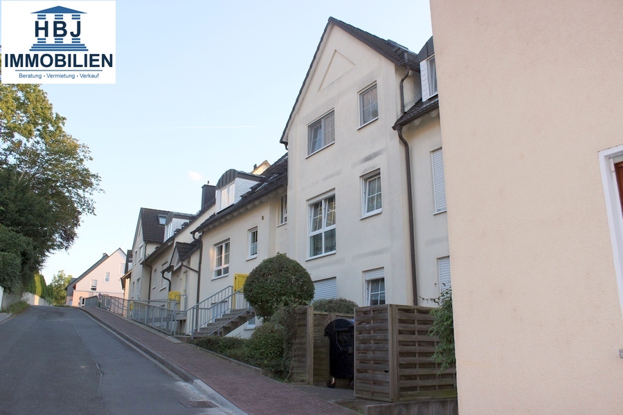 hintere Hausansicht Etagenwohnung Bad Vilbel