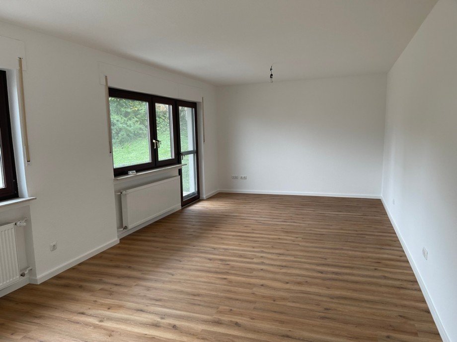 Wohn-/Esszimmer Ansicht 1 Etagenwohnung Karben