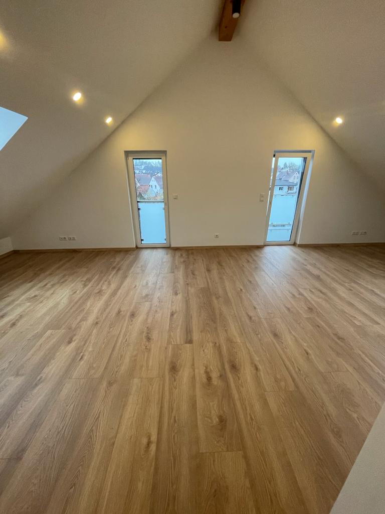 8050ab11 9498 4264 9561 40d892b6d60f Dachgeschosswohnung Sch�neck